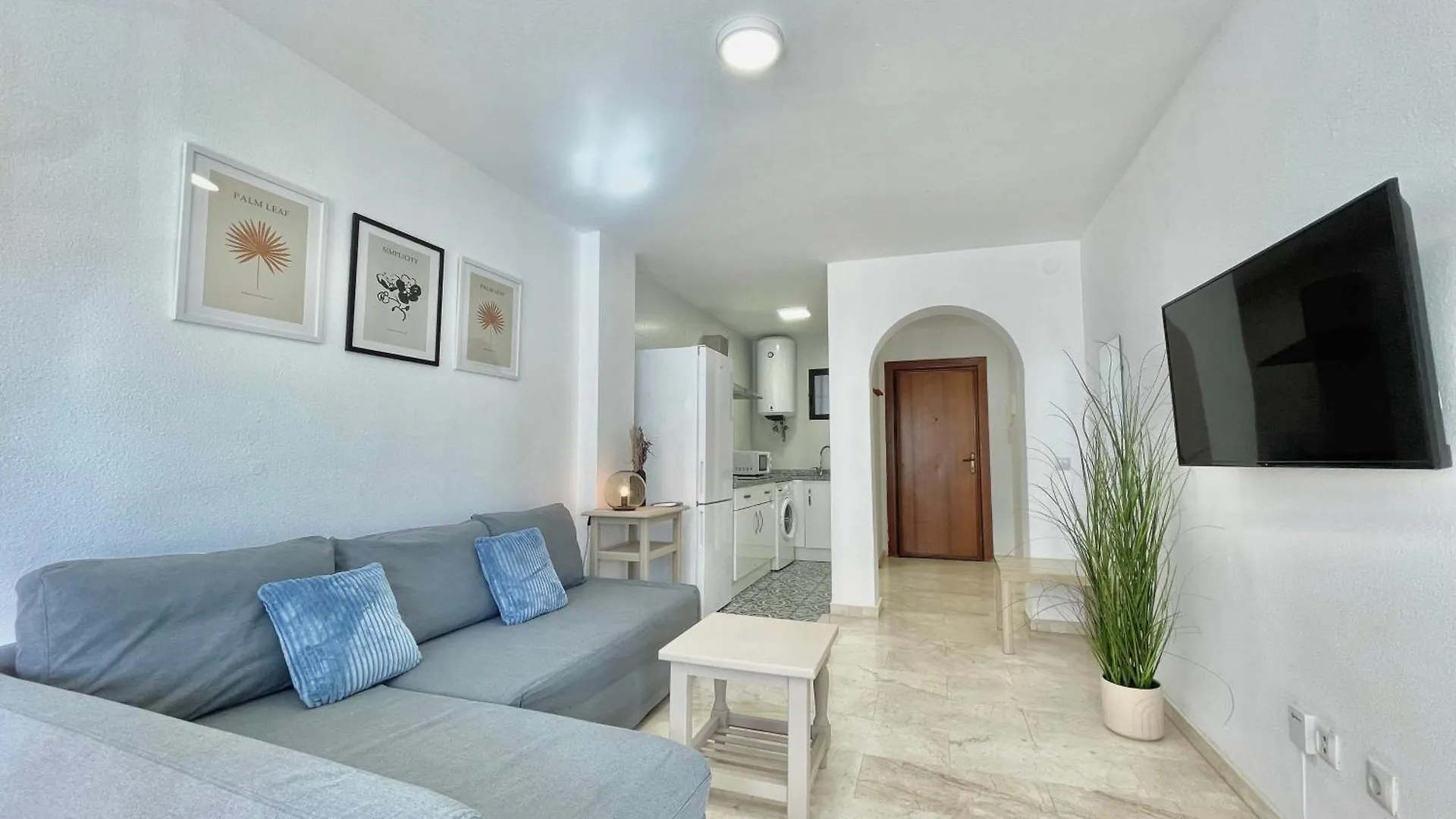 Lafrenchtouch - Centrico Con Piscina Junto Al Tren Apartment Benalmadena