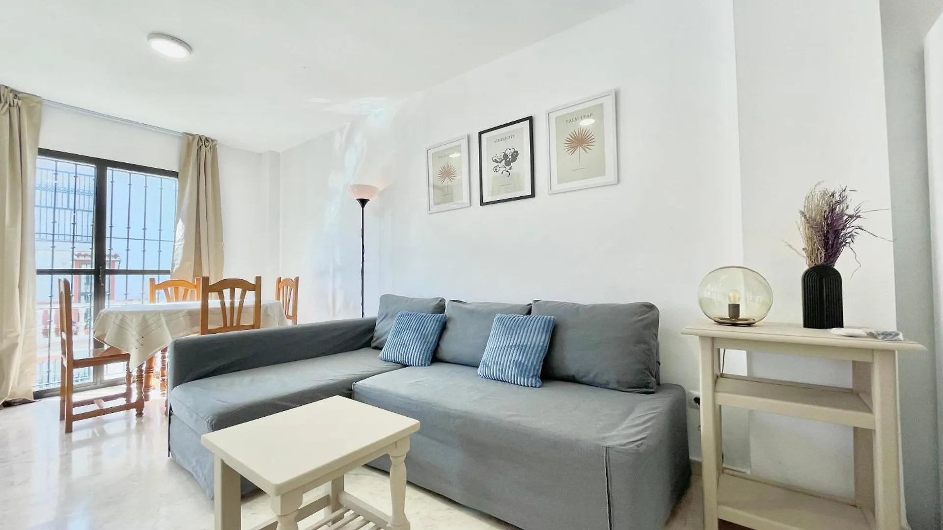 Lafrenchtouch - Centrico Con Piscina Junto Al Tren Apartment Benalmadena Spain